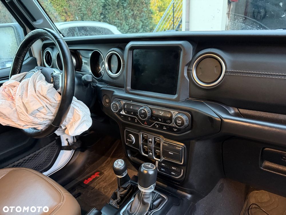 Jeep Gladiator - 21