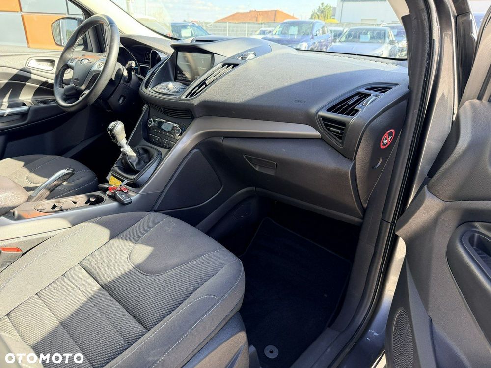 Ford Kuga 2.0 TDCi 4x2 Titanium - 15
