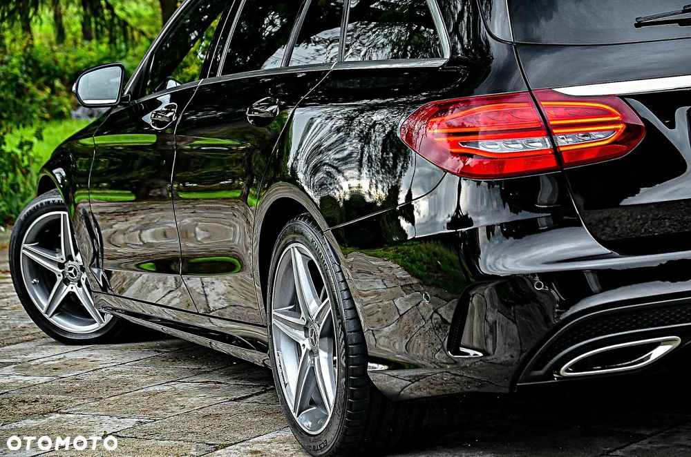 Mercedes-Benz Klasa C 250 T 9G-TRONIC AMG Line - 16