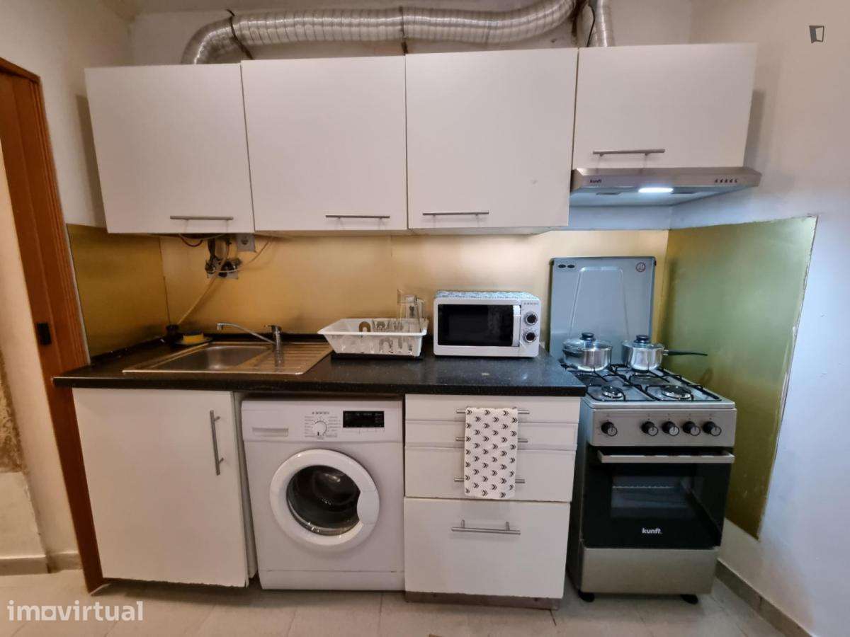 Estúdio - localizado em Santa Apolónia Lisbon - Grande imagem: 5/12