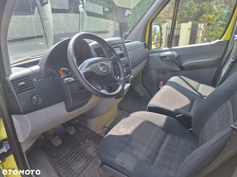 Mercedes-Benz Sprinter - 7