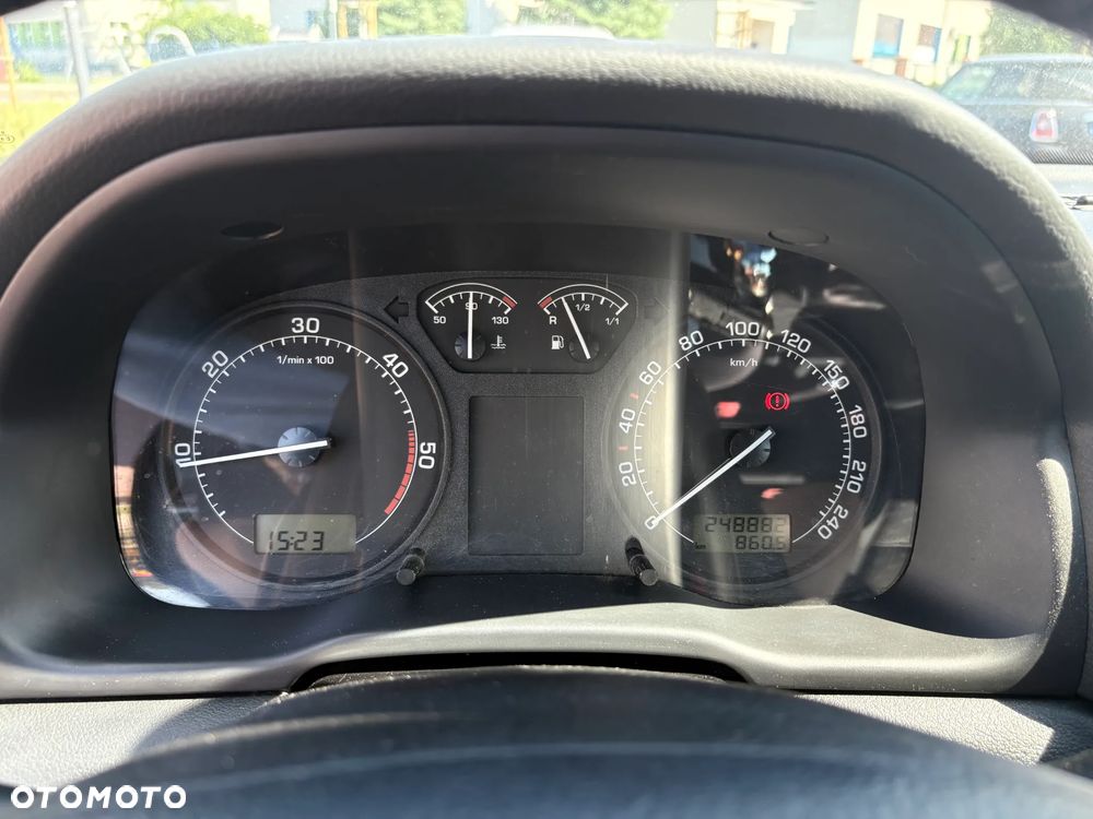 Skoda Octavia 1.9 TDI Tour Plus Ice+ - 9