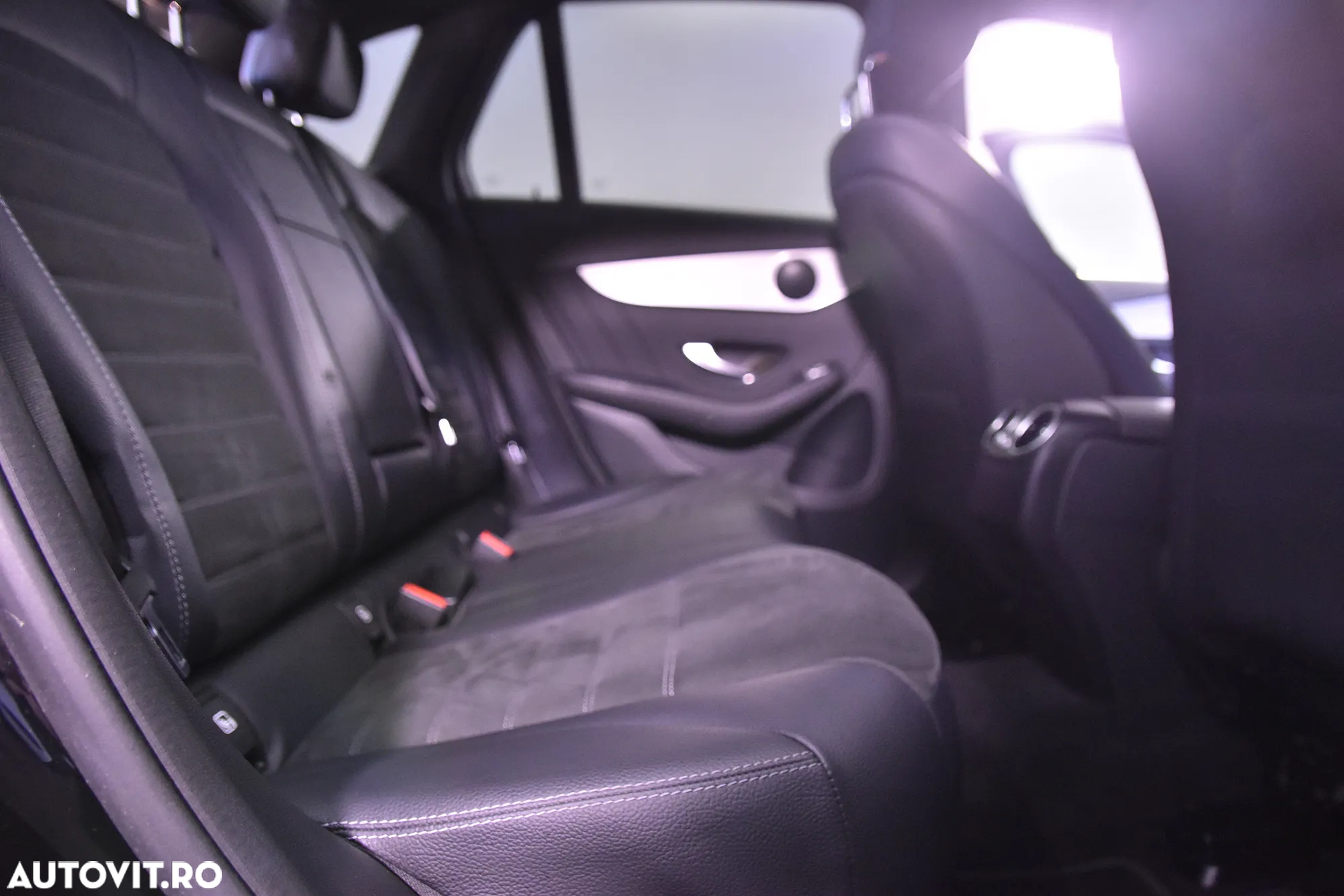 Mercedes-Benz GLC 200 d 4MATIC - 13