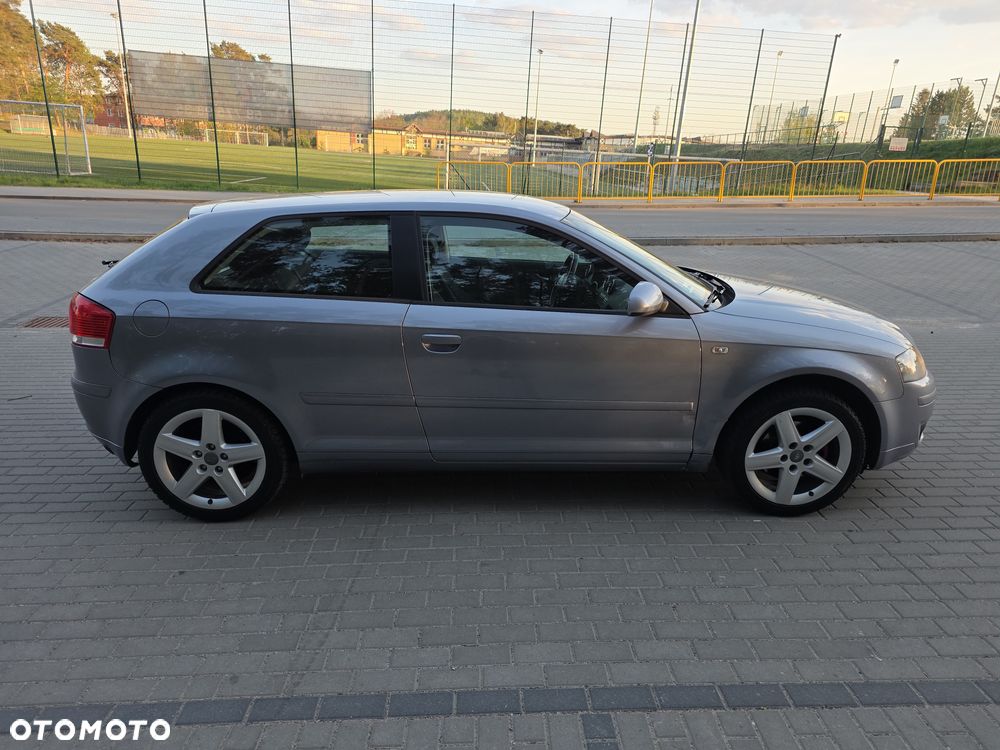Audi A3 3-drzwiowe 1.6 S Line Sportpaket plus - 6