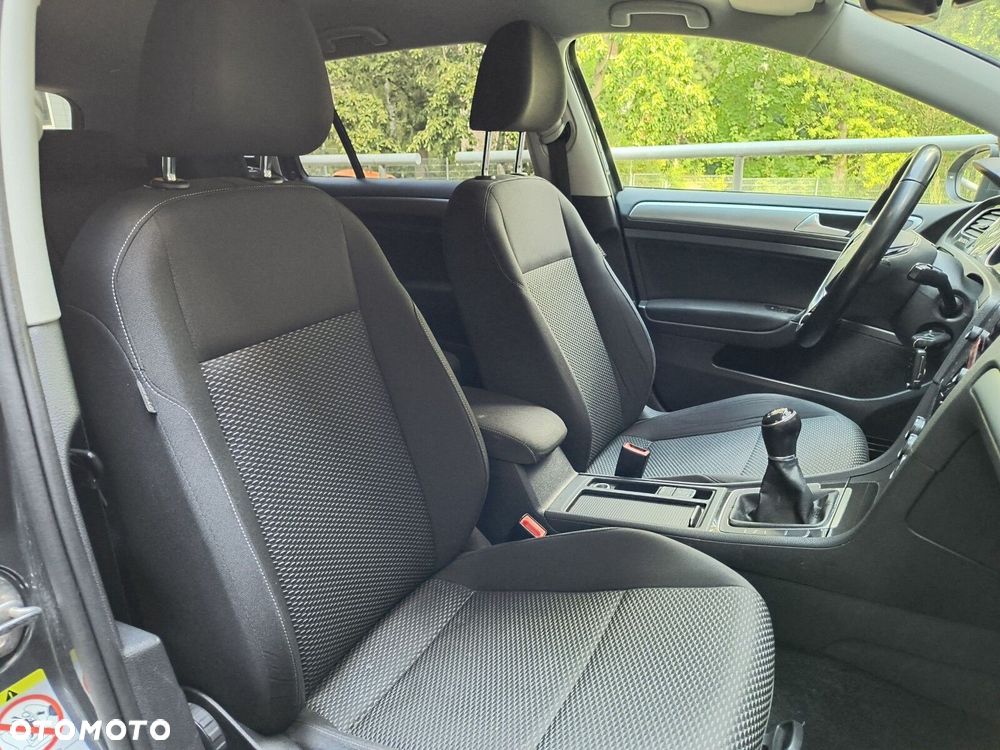 Volkswagen Golf Variant 1.0 TSI BMT Trendline - 18