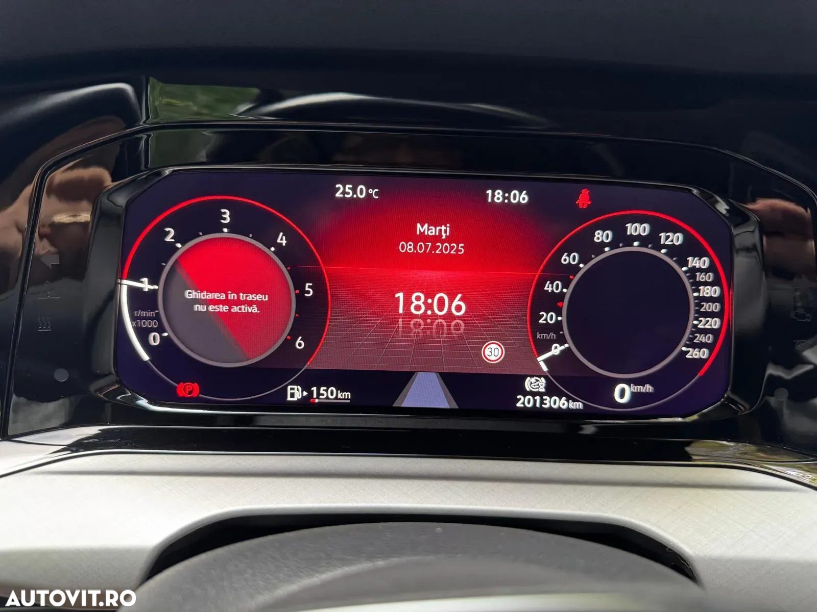 Volkswagen Golf Variant 2.0 TDI SCR Life - 30