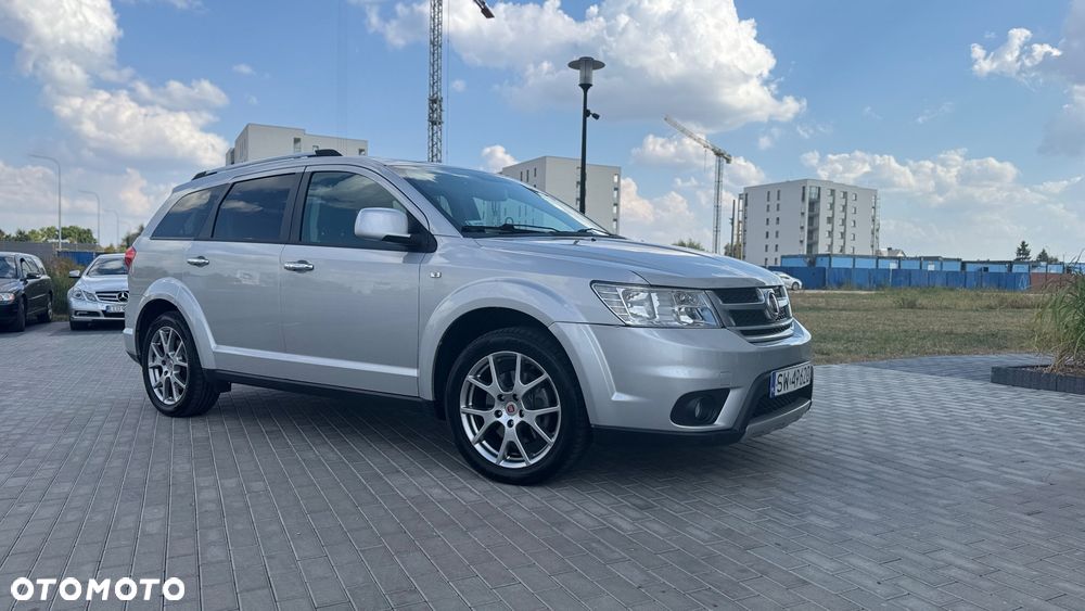 Fiat Freemont 2.0 Multijet Lounge AWD - 4