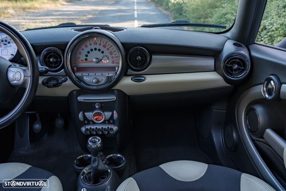 MINI 3 Portas Cooper D - 46