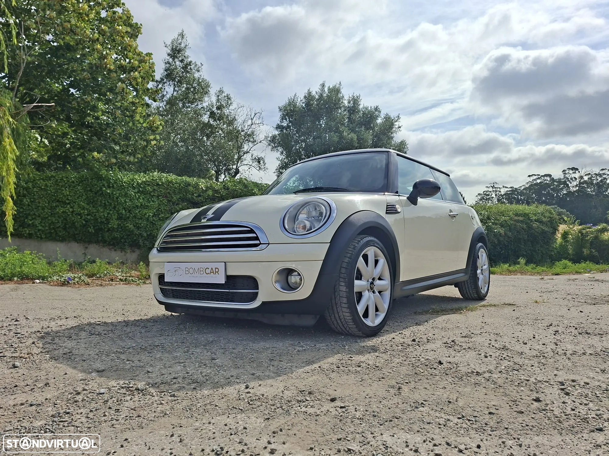 MINI 3 Portas Cooper D - 2