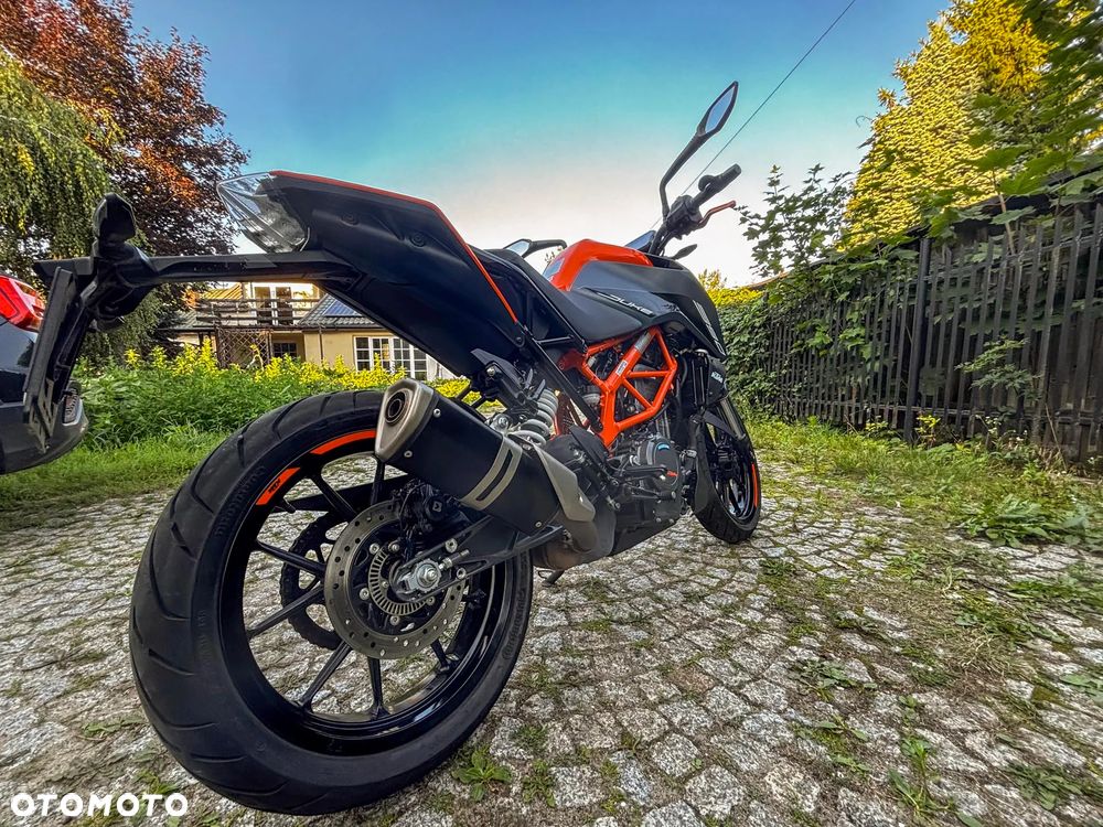 KTM Duke 390 - 13