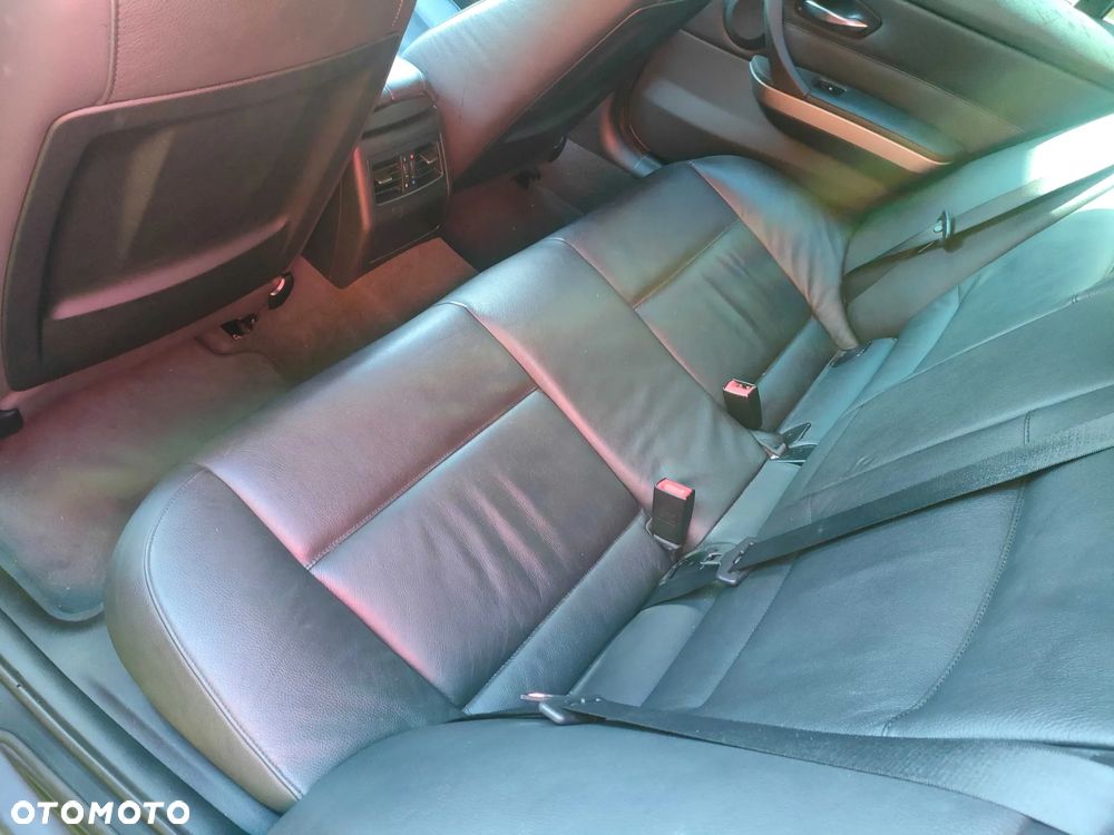 BMW Seria 3 - 12