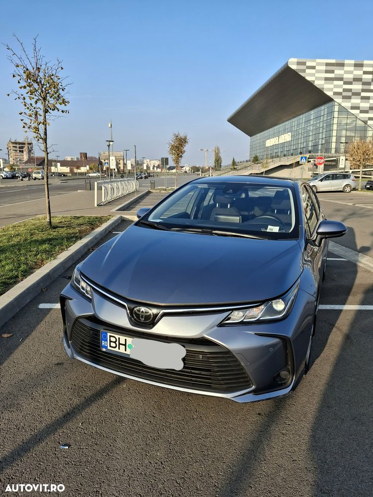 Toyota Corolla - 1