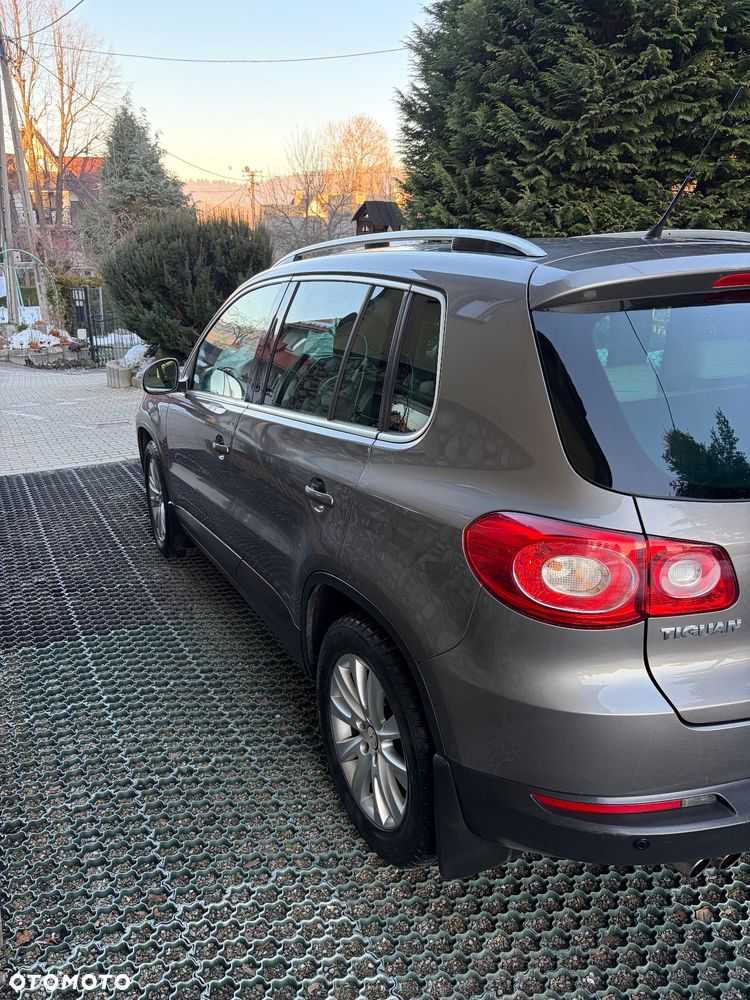 Volkswagen Tiguan 2.0 TSI 4Motion DSG Track & Field - 5
