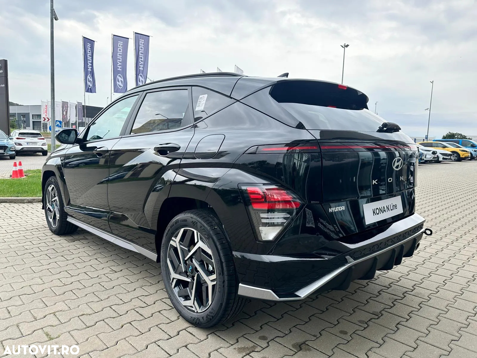 Hyundai KONA 1.6 T-GDI 138 CP 7DCT 2WD Premium+ N Line - 6