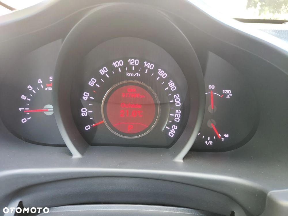 Kia Sportage - 14