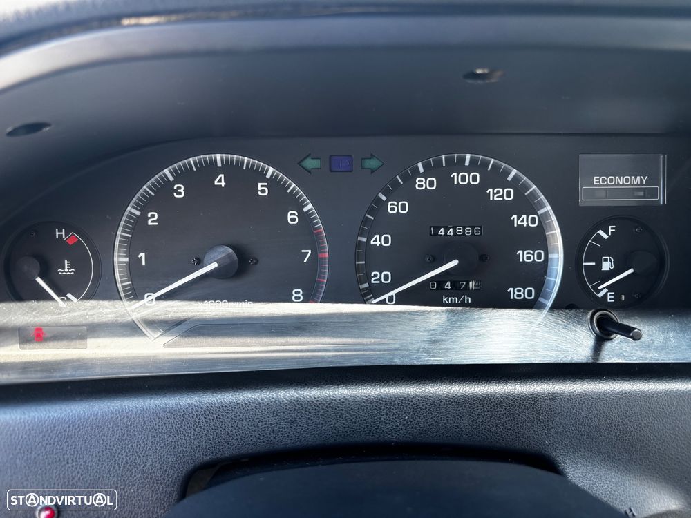 Toyota Corolla Sedan 1.3 XL 12V - 16