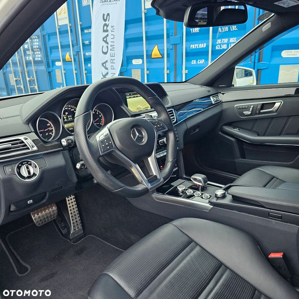 Mercedes-Benz Klasa E 63 AMG 4Matic AMG Speedshift MCT - 32