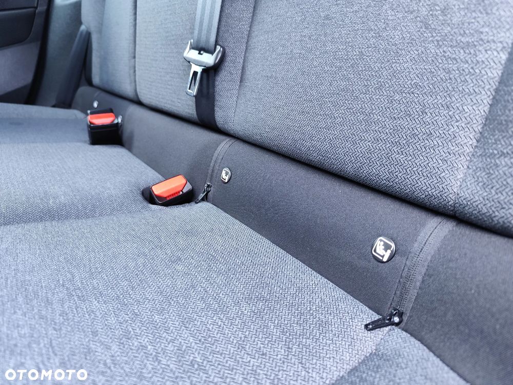 Citroën C4 PureTech 130 Stop&Start FEEL PACK - 21
