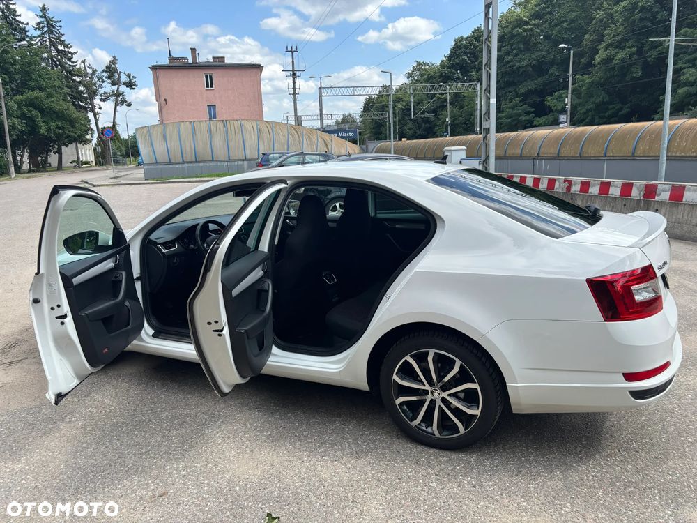 Skoda Octavia 2.0 TDI Style - 19