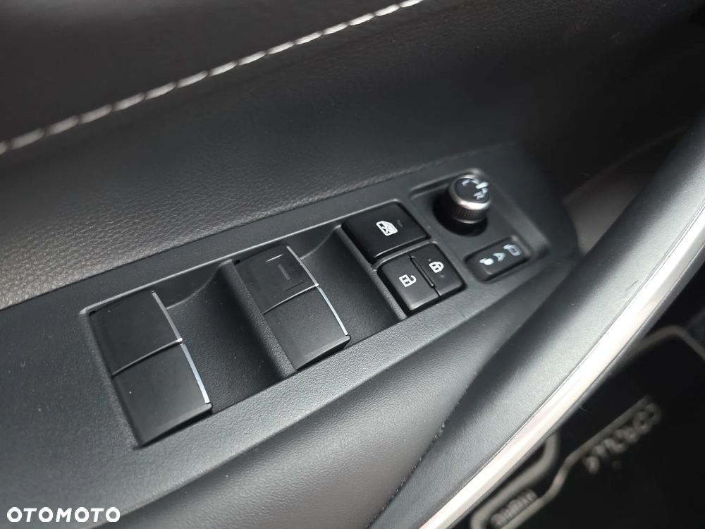 Toyota Corolla 1.8 Hybrid Style - 28