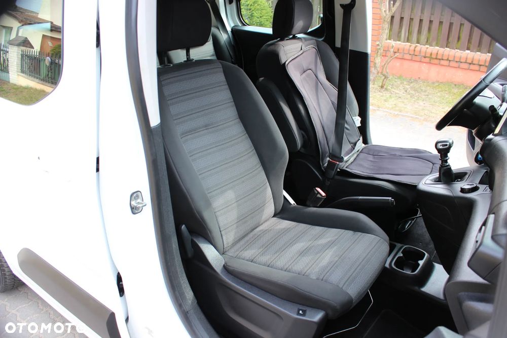Opel Combo 1.5 D Start/Stop Innovation - 23