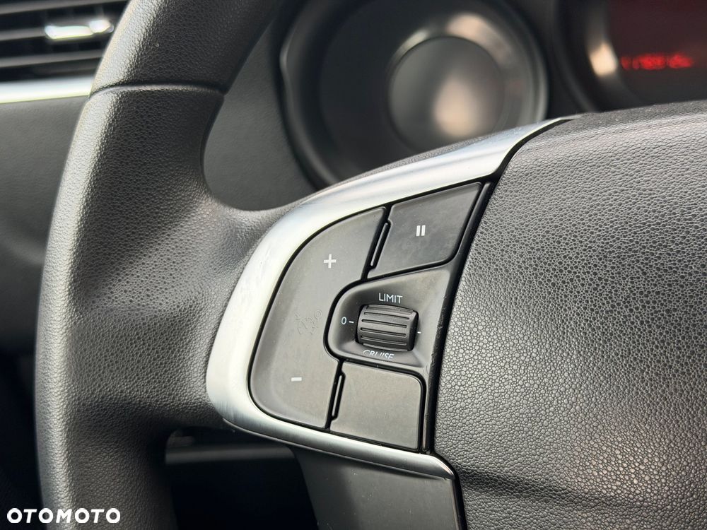 Citroën C4 VTi 95 Attraction - 25