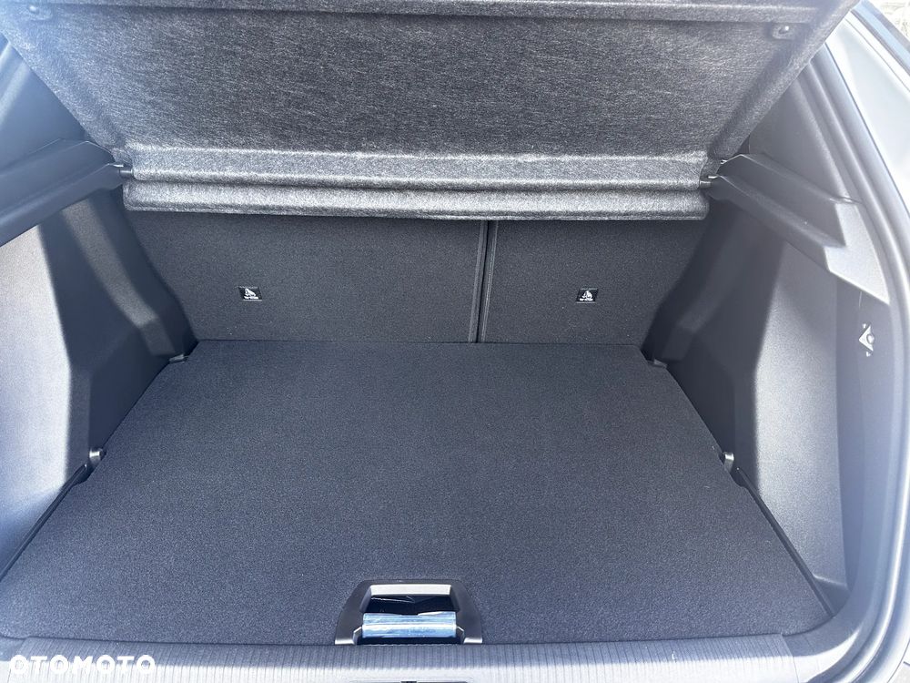 Peugeot 2008 PureTech mHEV GT E-DCS6 - 16