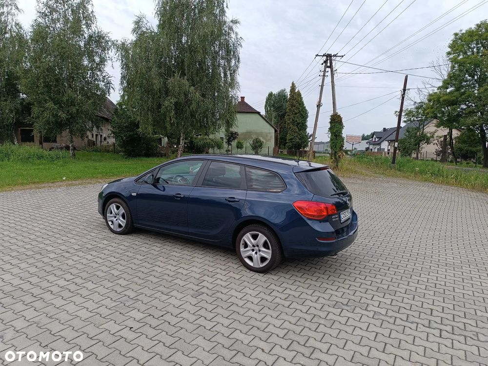 Opel Astra 1.4 Turbo Innovation - 4