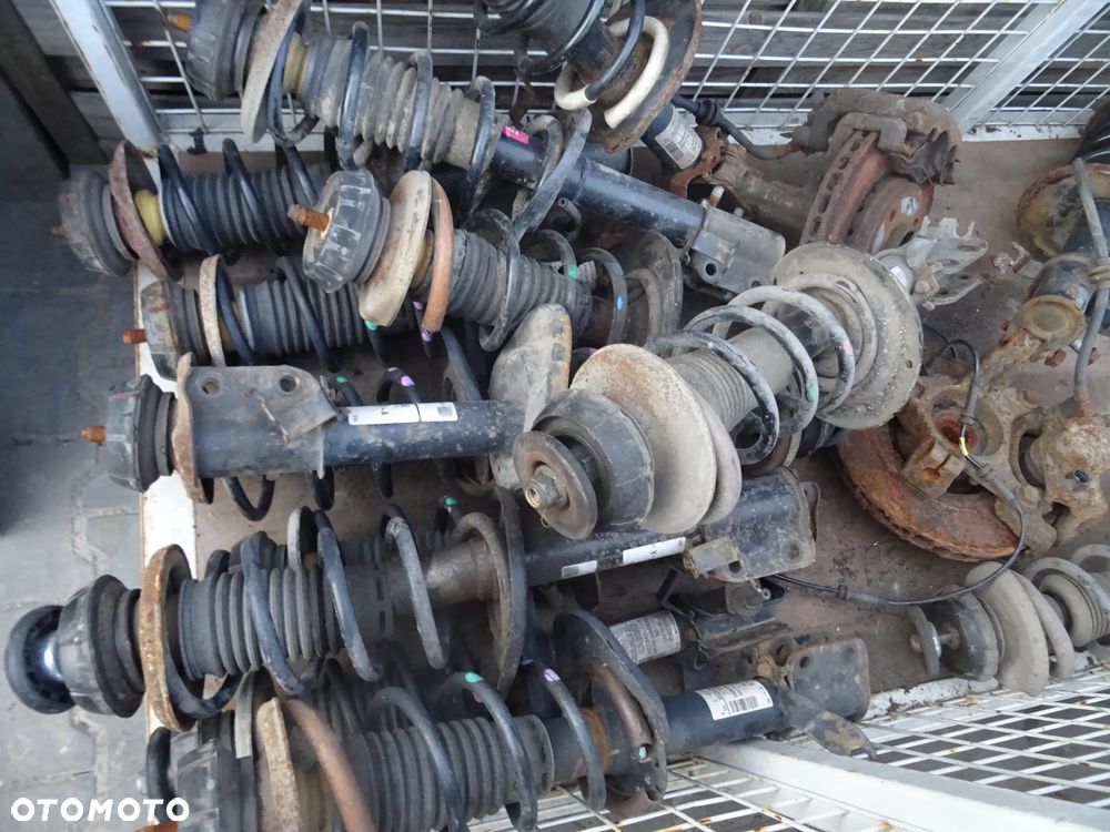 DACIA DOKKER LODGY AMORTYZATOR SPREZYNA CZESCI ROZNE PYTAC - 2