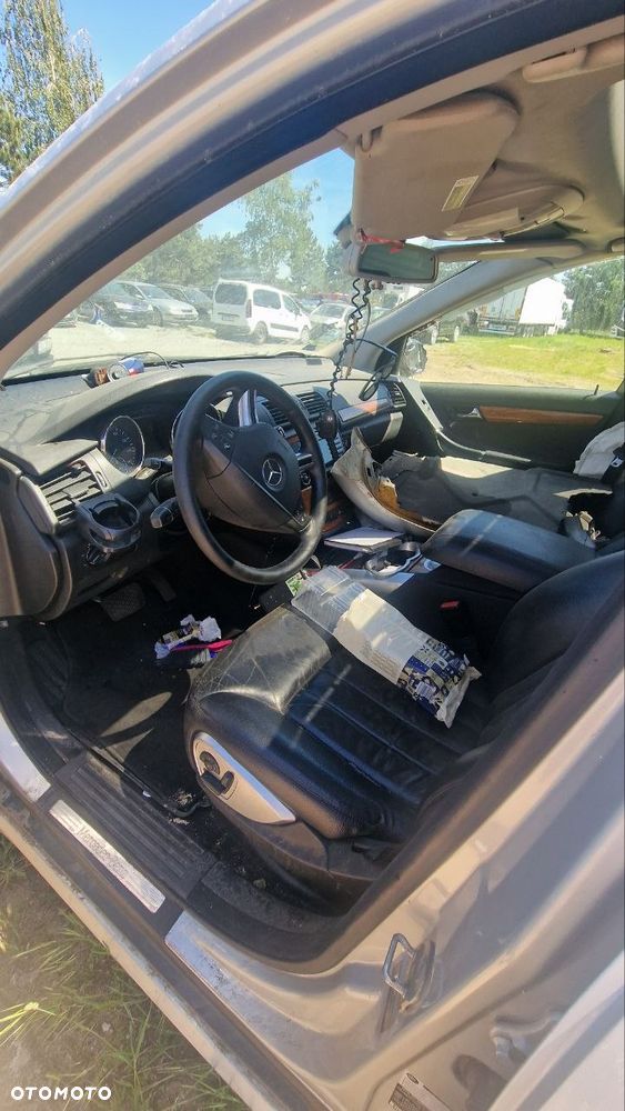 Mercedes R 350 V6 Cały na części - 3
