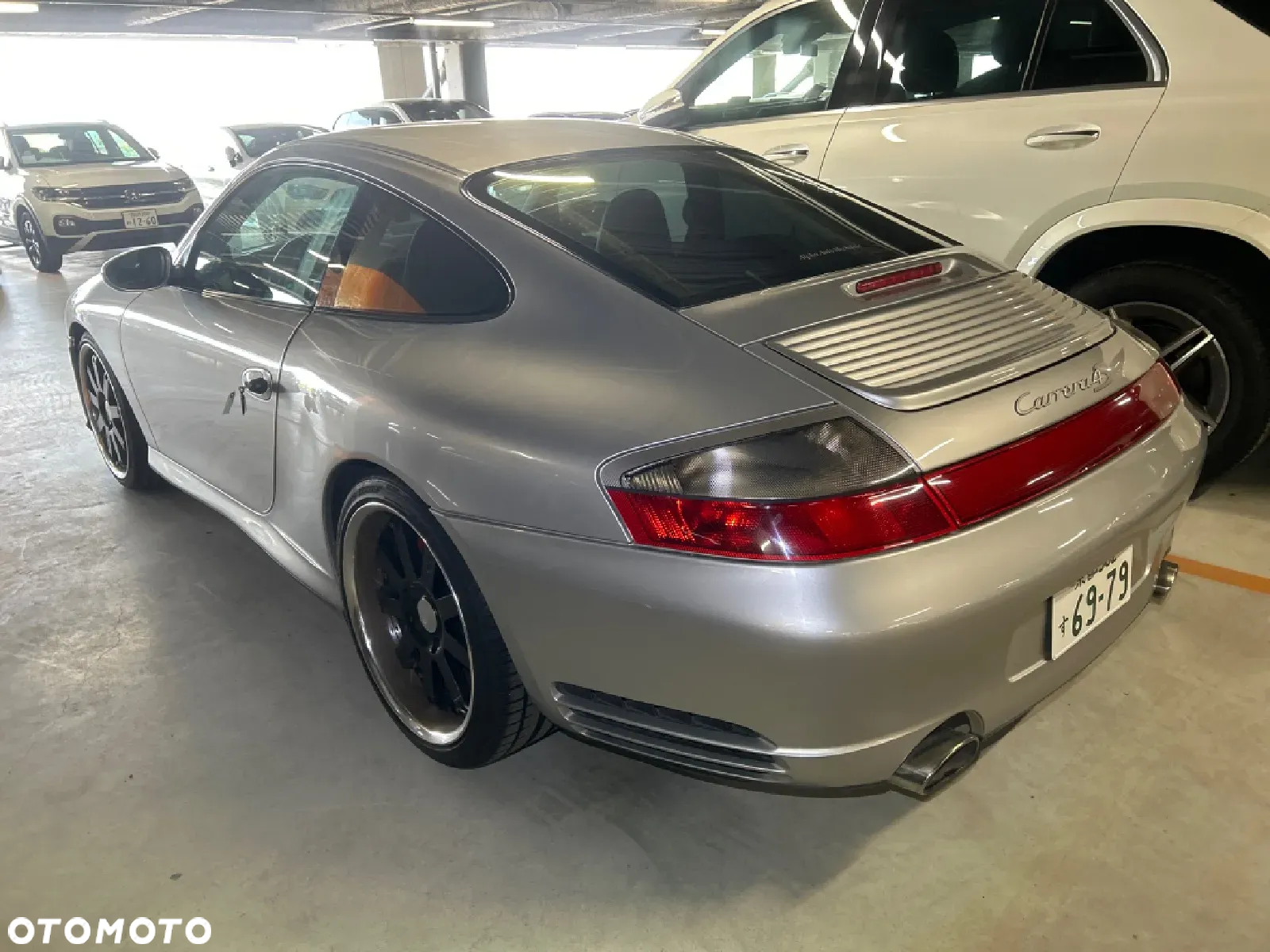 Porsche 911 - 33