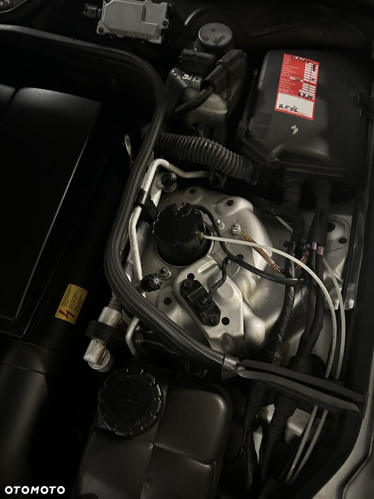 Mercedes-Benz Klasa E 500 Avantgarde - 20