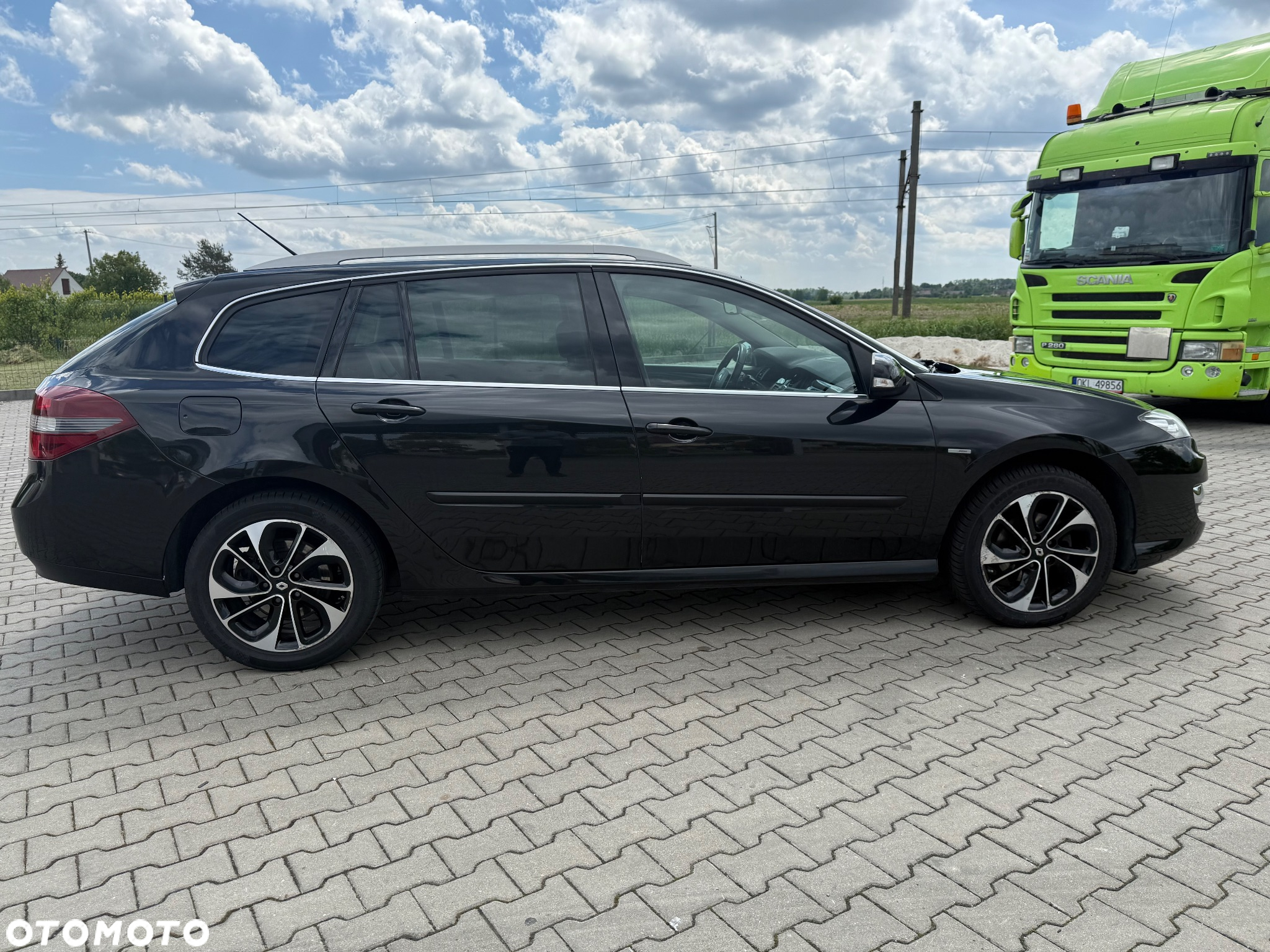 Renault Laguna dCi 110 FAP Bose Edition - 8