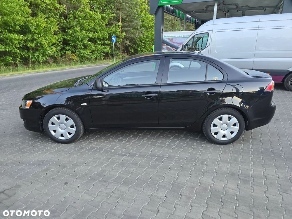 Mitsubishi Lancer 1.6 Intense - 2