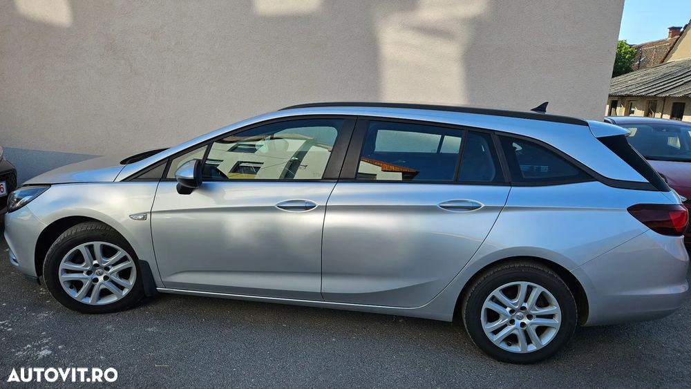 Opel Astra 1.6 CDTI DPF ecoFLEX Start/Stop Edition - 1