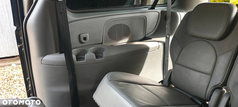 Chrysler Grand Voyager 2.8 CRD Limited S&G - 14
