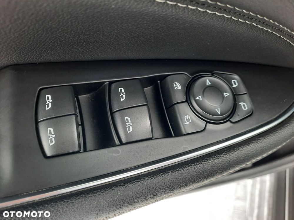 Opel Insignia 2.0 BiTurbo 4x4 Business Innovation - 24