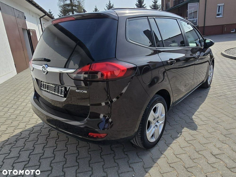 Opel Zafira - 11