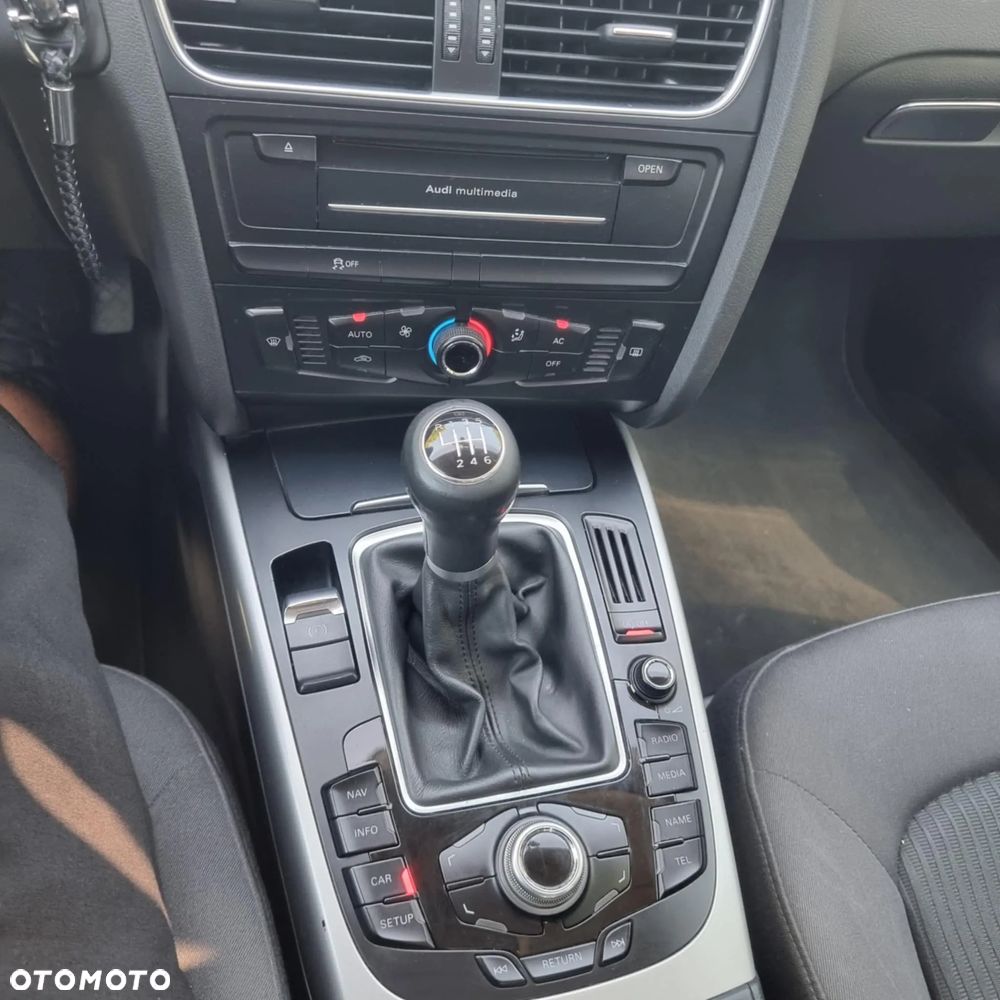 Audi A4 Avant 2.0 TDI - 8