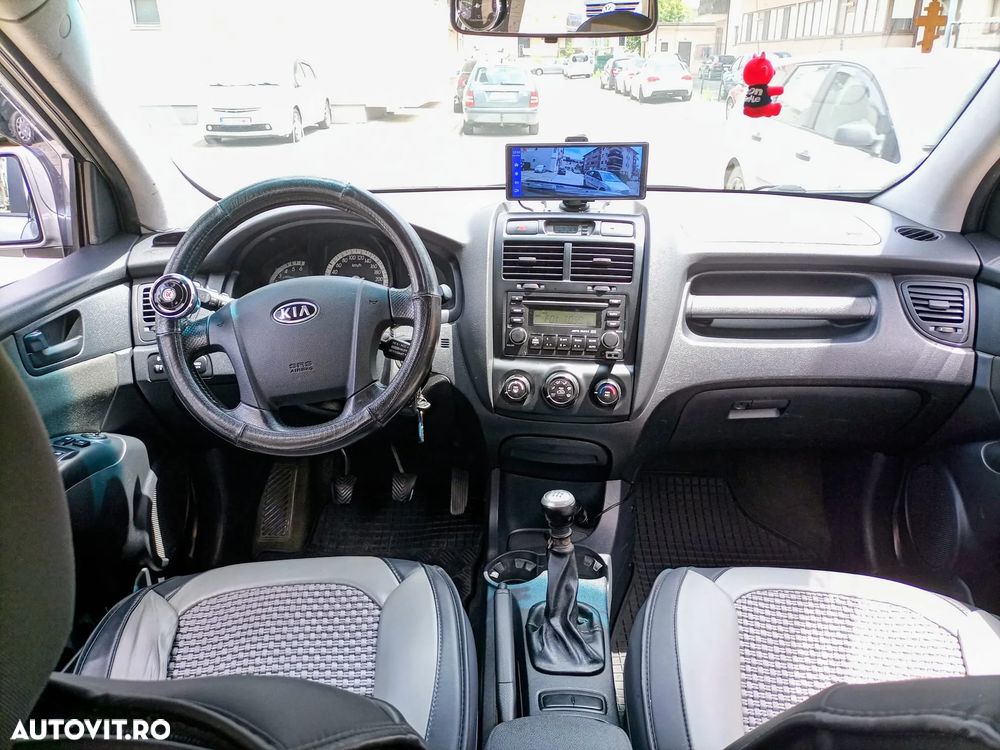 Kia Sportage 2.0 CRDI DPF EX - 6
