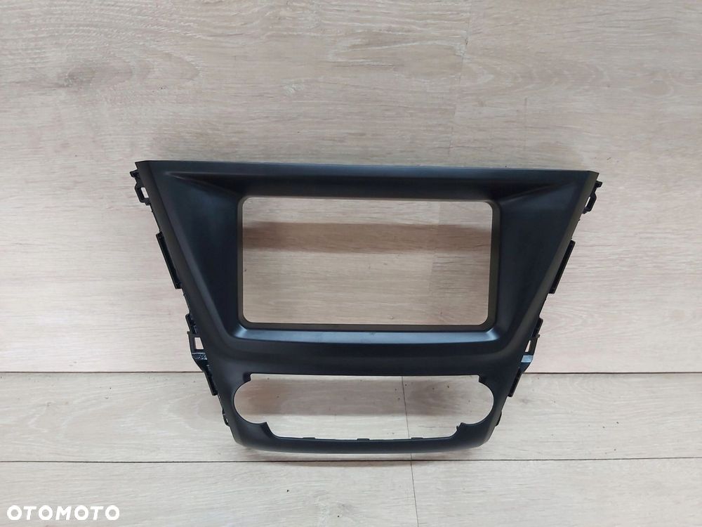 Toyota Avensis T27 LIFT ramka radia 55405-05280 - 1