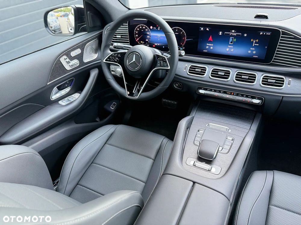 Mercedes-Benz GLE - 11