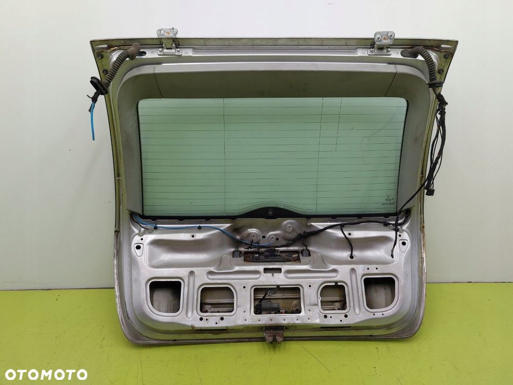 Klapa tył tylna BAGAŻNIKA Mercedes C-klasa W203 2000-2007 KOMBI 744 SREBRNY - 8