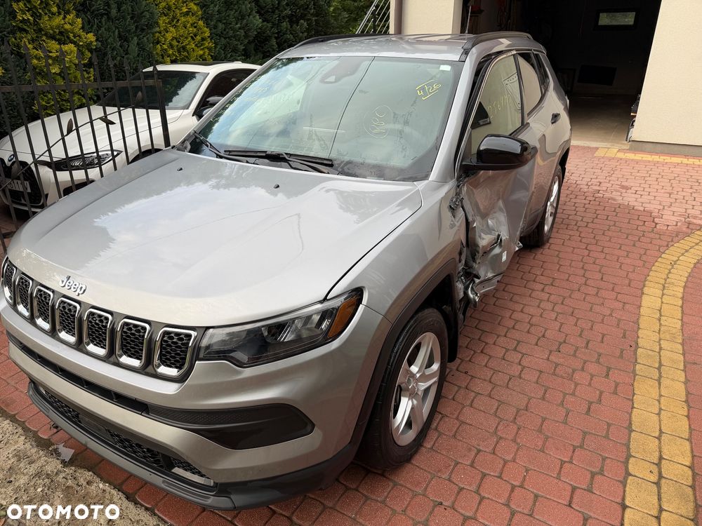 Jeep Compass - 3