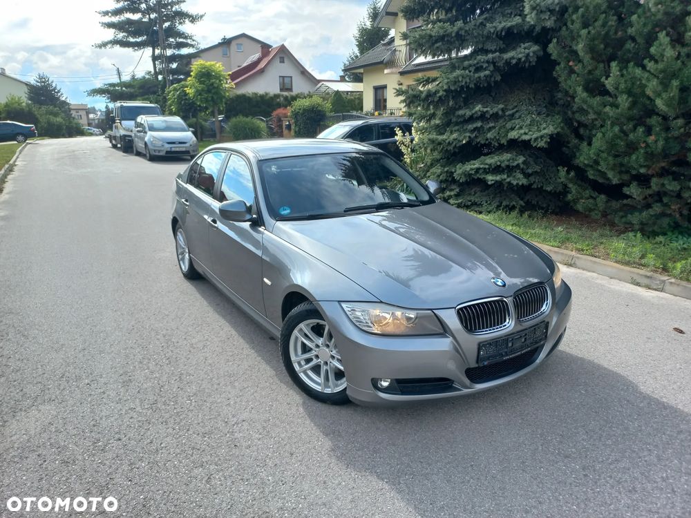 BMW Seria 3 318i Edition Exclusive - 6