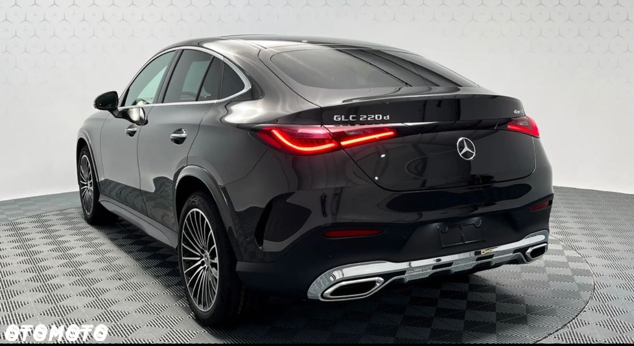 Mercedes-Benz GLC - 4