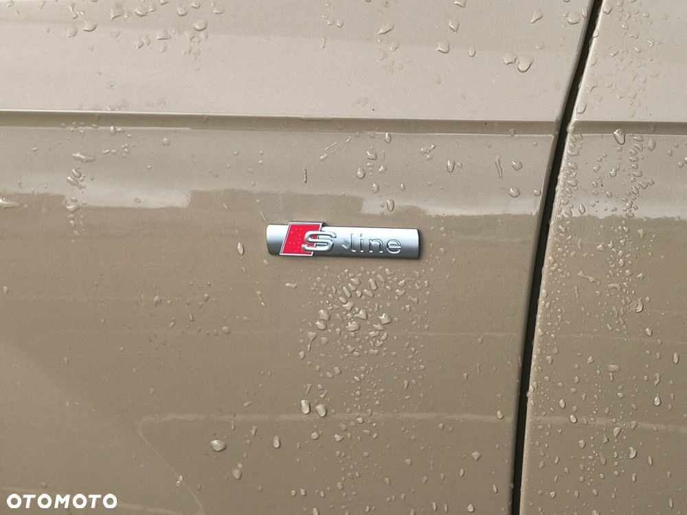 Audi Q7 60 TFSI e PHEV Quattro S Line Tiptr - 17