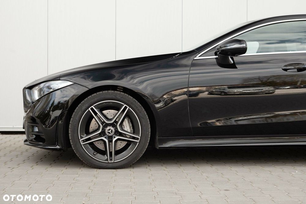 Mercedes-Benz CLS - 10