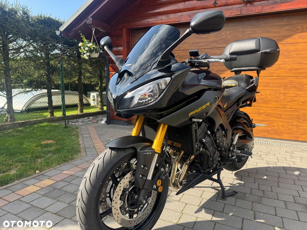 Yamaha FZ8 - 7