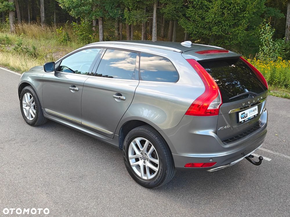 Volvo XC 60 D4 Geartronic Summum - 7